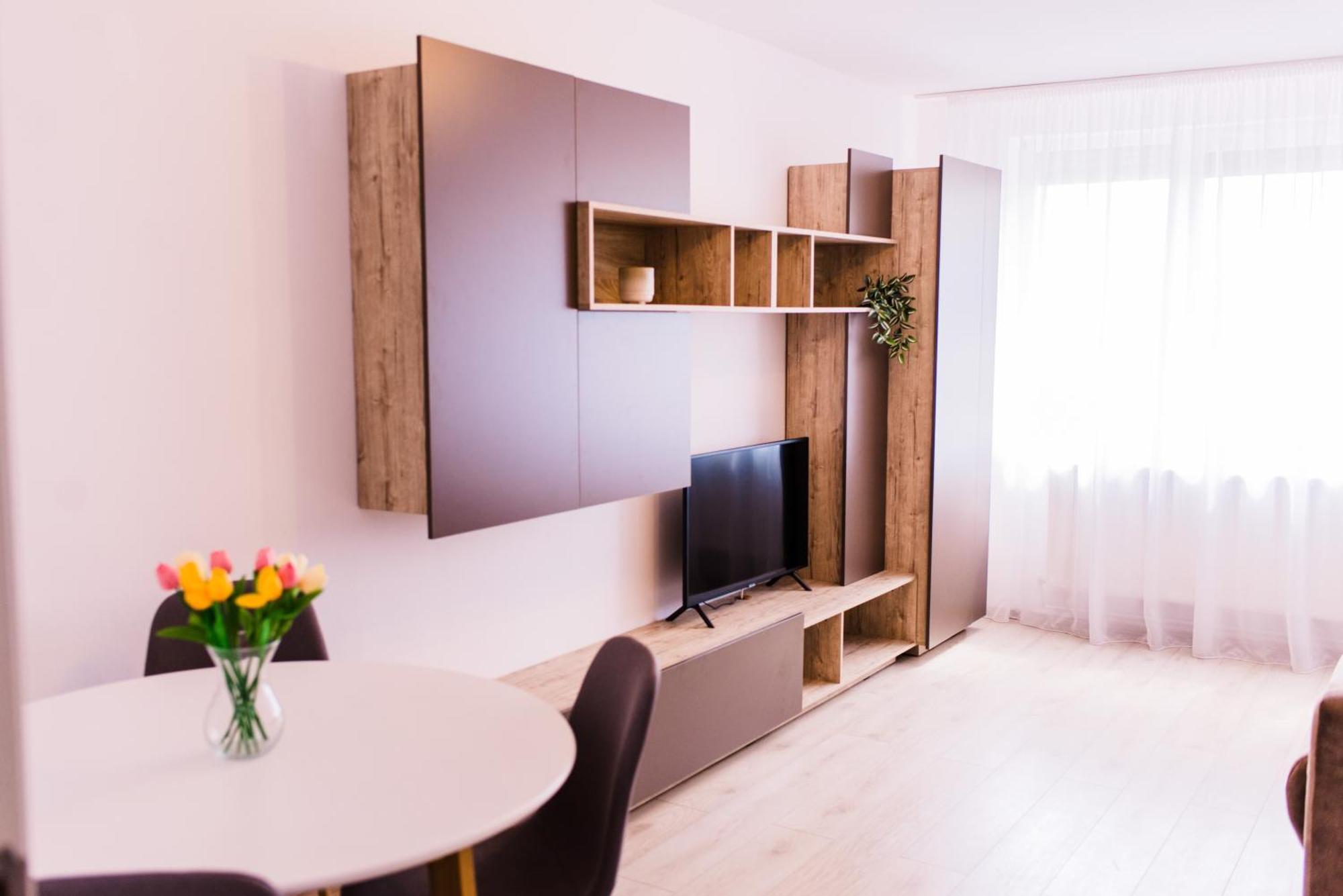 Riverside White Apartment Σάτου Μάρε Εξωτερικό φωτογραφία